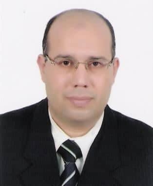 د محمد محمود القاضي أستاذ اللغويات المشارك بجامعتى حلوان والقصيم